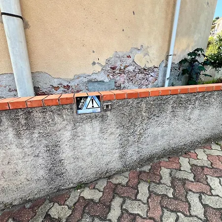 Апартаменты Sea View Parking & Bike Box
